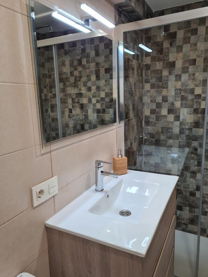 124A Apartamento moderno 3 habitaciones Gijon Bagian luar foto